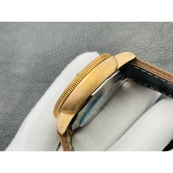 【VS Factory2022墙裂推荐 新力作】V2升级版 VS沛.纳海 Pam382 机芯功能升级:1⃣️时针单独调时,通过时针调历。2⃣️机芯背透 :摆轮与正品一致 螺丝孔位95%以上接近正品。3⃣️直径47毫米!4⃣️搭载定制版自动上链机芯!5⃣️大家常说硬汉风格什么的,我觉得青铜382才是最最硬汉的沛纳海,不光在造型上够钢猛,青铜材质更是在经过岁月洗礼后变得不一样,有经历,有故事,有一种沧桑感,这才是真正的硬汉!敢死队同款哦!VS Factory匠心之作 值得您拥有! 【VS Factory2022墙裂推荐 新力作】V2升级版 VS沛.纳海 Pam382 机芯功能升级:1⃣️时针单独调时,通过时针调历。2⃣️机芯背透 :摆轮与正品一致 螺丝孔位95%以上接近正品。3⃣️直径47毫米!4⃣️搭载定制版自动上链机芯!5⃣️大家常说硬汉风格什么的,我觉得青铜382才是最最硬汉的沛纳海,不光在造型上够钢猛,青铜材质更是在经过岁月洗礼后变得不一样,有经历,有故事,有一种沧桑感,这才是真正的硬汉!敢死队同款哦!VS Factory匠心之作 值得您拥有!