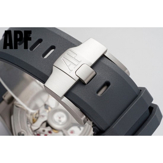 新配色到货 APF厂新款亮相专注 AP 爱彼 潜水表15720腕表 【购入原装拆机复刻】所有细节都同步原装 秒杀市面上同系列 1.搭载4308机芯同步原装7点位置摆轮，2.原装陶瓷旋入式表冠，10点位置表冠内部齿轮同步原装齿轮数量121个，完成原装调节手感一致效果。3.表带原装氟橡胶可替换式橡胶。4.表扣可替换原装可开口快拆。5.日历颜色同步原装配对字面颜色。6.全表字面内圈夜光采用瑞士C3夜光粉,在紫光灯下可以匹对原装发光效果达到乱真工艺。7.表盘工艺原装一样双层夹层日历窗口搭配蓝宝石微型放大镜。