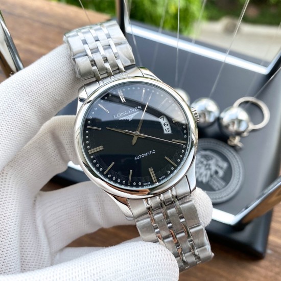 实物拍摄品牌：浪琴-LONGINES 类型：[酷]男士腕表表壳：316精钢（做工优质）表带：进口小牛皮/316精钢（两种可选）机芯：高级定制全自动机械机芯（走时稳定）玻璃：高级强化镀膜镜面尺寸：直径40mm，厚度12mm