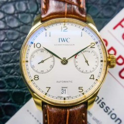 万国IWC－葡萄牙系列  七日链 葡七 自动机械机芯 独立小秒针 真动能指示 蓝宝石玻璃 牛皮表带42mm。