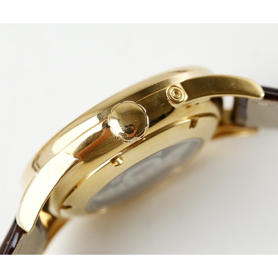 LS精品 2019新款卡地亚独家首发精品男士腕表全自动机械进口2824上下眼改月相(零故障)316L精钢表壳意大利进口牛皮表带配易用针扣 蓝宝石防刮玻璃直径:42mm 厚度12mm 12字位真日月星辰。30米防水‼️ LS精品 2019新款卡地亚独家首发精品男士腕表全自动机械进口2824上下眼改月相(零故障)316L精钢表壳意大利进口牛皮表带配易用针扣 蓝宝石防刮玻璃直径:42mm 厚度12mm 12字位真日月星辰。30米防水‼️
