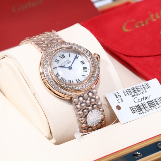卡家时光流转系列经典中古表 真香警告⚠️Cartier小旋风 最热门的Vintage✔️小旋风的外壳,三圈圆圈绻缱交缠,演绎人生真挚情感。精致闪耀,华丽璀璨,,美到炸裂直径32mm,原装瑞士机芯,蓝宝石防刮镜面,有镀白金款和镀黄金,镀玫瑰金材质(白金为真白金材质,玫瑰金和黄金均为唛金电镀),美不胜收‼️女神必备中古腕表,韵味十足,上手超级奈斯 卡家时光流转系列经典中古表 真香警告⚠️Cartier小旋风 最热门的Vintage✔️小旋风的外壳,三圈圆圈绻缱交缠,演绎人生真挚情感。精致闪耀,华丽璀璨,,美到炸裂直径32mm,原装瑞士机芯,蓝宝石防刮镜面,有镀白金款和镀黄金,镀玫瑰金材质(白金为真白金材质,玫瑰金和黄金均为唛金电镀),美不胜收‼️女神必备中古腕表,韵味十足,上手超级奈斯