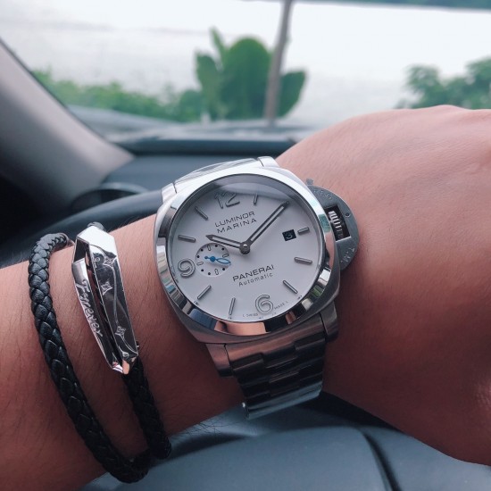 品牌：沛纳海--PANERAI  系列 ：LUMINOR PAM00078类型：男士顶级腕表  机芯：全自动机械机芯 表壳：316L精钢表壳 镜面：矿物强化玻璃 皮带：进口真牛皮表带 三杰卓越非凡 尽显男士魅力尺寸：直径44mm 厚度16mm。SJ为你精心打造超真实实物图拍摄 让你超真实实物图体验