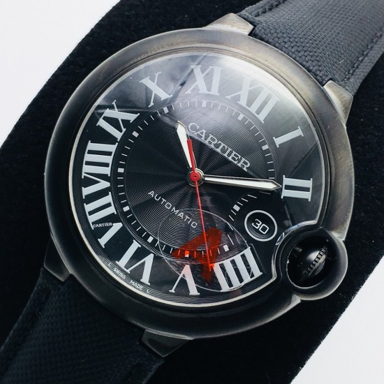 V6 Factory新力作 卡地亚CARTIER与Bamford Watch Department联手合作,打造全新的蓝气球腕表,最神秘的黑骑士,热烈而充满激情,摇滚范十足!直径42毫米!蓝宝玻璃凹凸双卜鱼眼,立体感字面,【V6出品 必属精品】 V6 Factory新力作 卡地亚CARTIER与Bamford Watch Department联手合作,打造全新的蓝气球腕表,最神秘的黑骑士,热烈而充满激情,摇滚范十足!直径42毫米!蓝宝玻璃凹凸双卜鱼眼,立体感字面,【V6出品 必属精品】