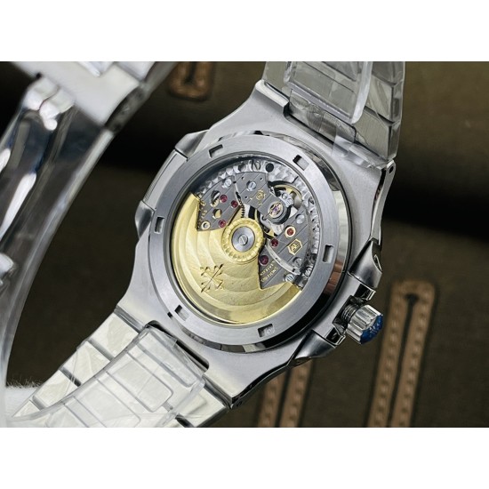 【PFF Factory新势力 新力作】V4最高升级版本 最高复刻 百达.翡丽PATEK PHILIPPE 优雅运动系列5711/1A鹦鹉螺!PFF震撼出品!钢表之王!1⃣️【机芯】全网最佳解毒方案,搭配百达.翡丽9015机改Cal.324自动上链一体机芯!精准稳定!2⃣️【表带】定制级人体工程学表带,钢带中珠是钻石型的,与正品相结合。3⃣️【直径】表壳尺寸40毫米,厚度仅9.0毫米,也与原装最接近。【PFF Factory】匠心之作 欢迎您的品鉴! 【PFF Factory新势力 新力作】V4最高升级版本 最高复刻 百达.翡丽PATEK PHILIPPE 优雅运动系列5711/1A鹦鹉螺!PFF震撼出品!钢表之王!1⃣️【机芯】全网最佳解毒方案,搭配百达.翡丽9015机改Cal.324自动上链一体机芯!精准稳定!2⃣️【表带】定制级人体工程学表带,钢带中珠是钻石型的,与正品相结合。3⃣️【直径】表壳尺寸40毫米,厚度仅9.0毫米,也与原装最接近。【PFF Factory】匠心之作 欢迎您的品鉴!
