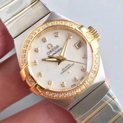 OMEGA 欧米茄 星座系列 PLUMA轻羽腕表“星座”特指一个恒星群落。如今已成为奢华精准腕表工艺的臻至巅峰。腕表的名字源自拉丁语“羽毛”，以表盘上醒目的羽毛元素巧妙阐释出别具一格的精美设计。尺寸27mm！