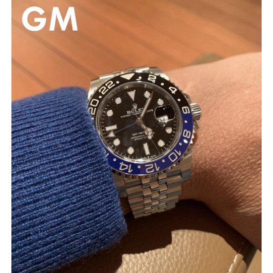 劳力士 Rolex 格林尼治 黑蓝 可乐圈——904L蚝式钢腕表惊艳登场!传承90几年的蚝式经典。搭配无缝双色Cerachrom 24 小时刻度陶制表圈,精钢打造的独特五珠链带,每一个表节都能灵活自如! 劳力士 Rolex 格林尼治 黑蓝 可乐圈——904L蚝式钢腕表惊艳登场!传承90几年的蚝式经典。搭配无缝双色Cerachrom 24 小时刻度陶制表圈,精钢打造的独特五珠链带,每一个表节都能灵活自如!