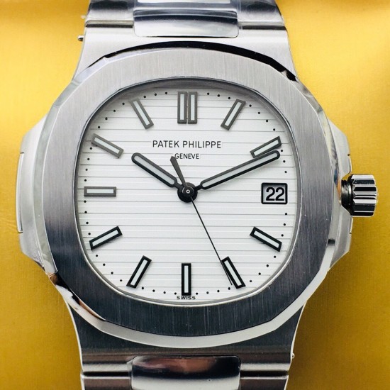 【PFF Factory新势力 新力作】V4最高升级版本 最高复刻 百达.翡丽PATEK PHILIPPE 优雅运动系列5711/1A鹦鹉螺!PFF震撼出品!钢表之王!1⃣️【机芯】全网最佳解毒方案,搭配百达.翡丽9015机改Cal.324自动上链一体机芯!精准稳定!2⃣️【表带】定制级人体工程学表带,钢带中珠是钻石型的,与正品相结合。3⃣️【尺寸】表壳尺寸40毫米,厚度仅9.0毫米,也与原装最接近。【PFF Factory】匠心之作 欢迎您的品鉴! 【PFF Factory新势力 新力作】V4最高升级版本 最高复刻 百达.翡丽PATEK PHILIPPE 优雅运动系列5711/1A鹦鹉螺!PFF震撼出品!钢表之王!1⃣️【机芯】全网最佳解毒方案,搭配百达.翡丽9015机改Cal.324自动上链一体机芯!精准稳定!2⃣️【表带】定制级人体工程学表带,钢带中珠是钻石型的,与正品相结合。3⃣️【尺寸】表壳尺寸40毫米,厚度仅9.0毫米,也与原装最接近。【PFF Factory】匠心之作 欢迎您的品鉴!