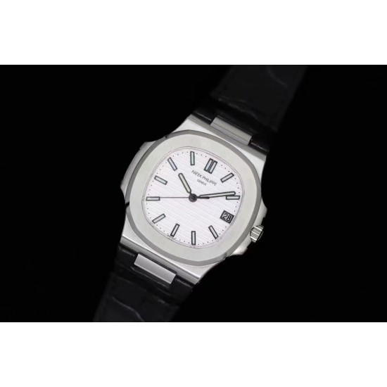 【“薄”大精深 从“芯”出发】全新升级V2版本 PATEK 。PHILPPE——鹦鹉螺5711/1A系列强势回归。1：1全新开模修正三件套壳 厚度仅9mm，修正了以往偏厚的现象，使之佩戴更贴合手腕。搭载全新定制版9015改原装CaI.324 S C洗花机芯。突破了无加夹板的情况下摆轮位置同步正品！定制级的人体工程学表带 修正了表带的铰链部分...[更多]