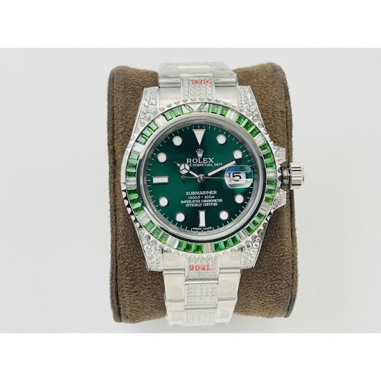 【VRS Factory2022墙裂推荐 市场最高版本】奢华大作,劳力士Rolex SUB潜航者后镶钻定制版!是奢华闪耀与永不退色的融合,更是经典潮流的不二之选!1⃣️【表壳】直径40MM。每一颗钻石/彩宝均来自奥地利(施华洛世奇原产地)经过严格的筛选,确保颜色,大小,火彩统一,专业珠宝镶嵌师精心镶嵌。2⃣️【表带】跟官网同步,904L蚝式钢完美还原坚固耐用的优良血统,效果可媲美原装。3⃣️【机芯】采用复刻界的机芯之王——搭配3135自动上旋机芯。VRS Factory匠心力作 敬请各路表友品鉴! 【VRS Factory2022墙裂推荐 市场最高版本】奢华大作,劳力士Rolex SUB潜航者后镶钻定制版!是奢华闪耀与永不退色的融合,更是经典潮流的不二之选!1⃣️【表壳】直径40MM。每一颗钻石/彩宝均来自奥地利(施华洛世奇原产地)经过严格的筛选,确保颜色,大小,火彩统一,专业珠宝镶嵌师精心镶嵌。2⃣️【表带】跟官网同步,904L蚝式钢完美还原坚固耐用的优良血统,效果可媲美原装。3⃣️【机芯】采用复刻界的机芯之王——搭配3135自动上旋机芯。VRS Factory匠心力作 敬请各路表友品鉴!