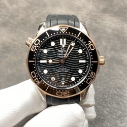 【VS出品】欧米茄 海马300M 316精钢材质打造！玫瑰金，胶带款！8800机 42MM！出货实拍