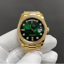 ROLEX  劳力士 双历型  黄金绿 ～