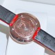 ★实拍 伯爵-PIAGET,时尚石英女款,来自Possession系列诚意推荐,魅力十足的臻品采用瑞士石英机芯,蓝宝石水晶玻璃镜面,表圈可360度旋转,在不经意的旋转之间带来不同的好心情灵动搭配,转动间,专属于你独一无二的个性造型耀目而生有光圈、单排钻和双排钻任性选择!表壳直径34mm厚度8mm。 ★实拍 伯爵-PIAGET,时尚石英女款,来自Possession系列诚意推荐,魅力十足的臻品采用瑞士石英机芯,蓝宝石水晶玻璃镜面,表圈可360度旋转,在不经意的旋转之间带来不同的好心情灵动搭配,转动间,专属于你独一无二的个性造型耀目而生有光圈、单排钻和双排钻任性选择!表壳直径34mm厚度8mm。