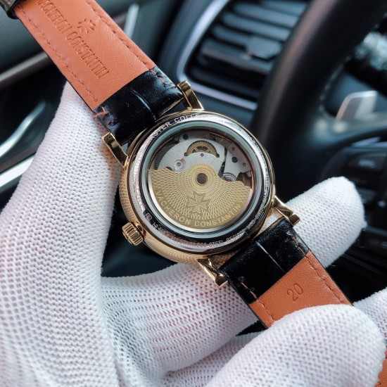 SJ出品 江斯丹顿 Vacheron Constantin L23 精品男士腕表,经典大三针设计,尊贵大气,绅士风范,卓越品质,热卖全城。采用全自动机械机芯,顶级316精钢表壳表带,矿物质超强镜面,尺寸40*12 三杰精致推荐男士机械腕表 SJ为你精心挑选超真实实物图拍摄 SJ出品 江斯丹顿 Vacheron Constantin L23 精品男士腕表,经典大三针设计,尊贵大气,绅士风范,卓越品质,热卖全城。采用全自动机械机芯,顶级316精钢表壳表带,矿物质超强镜面,尺寸40*12 三杰精致推荐男士机械腕表 SJ为你精心挑选超真实实物图拍摄