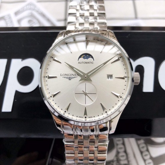 【品牌】浪琴--LONGINES【机芯】全自动机械机芯【表镜】矿物强化玻璃镜面【尺寸】直径40mm 厚度12mm