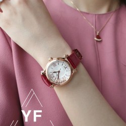 实拍《YF》萧邦（五钻小号无日历）HAPPY DIAMONDS 七彩圣诞主题 符合接下来圣诞跨年的气氛 每一颗钻石都是最好的礼物 心向自由 与快乐不期而遇。