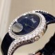 实拍 最新伯爵 限量款 璀璨星夜 Piaget Limelingt Gala腕表腕表以砂金石表盘搭配同款蓝色皮革表带,将璨夜星河定格腕间。以浩瀚苍穹中璀璨渺远的星宿,演绎细腻无穷无尽的爱意!铺镶耀眼美钻 表圈 表耳在伯爵标志性的69型表壳,倍添迷人气质!尺寸:32mm。认准HBBv7商标独家拍摄细节 实拍 最新伯爵 限量款 璀璨星夜 Piaget Limelingt Gala腕表腕表以砂金石表盘搭配同款蓝色皮革表带,将璨夜星河定格腕间。以浩瀚苍穹中璀璨渺远的星宿,演绎细腻无穷无尽的爱意!铺镶耀眼美钻 表圈 表耳在伯爵标志性的69型表壳,倍添迷人气质!尺寸:32mm。认准HBBv7商标独家拍摄细节
