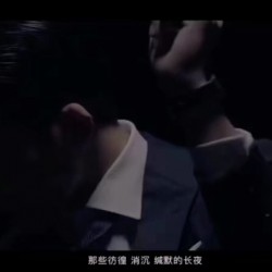 ⚠️来货咯……实拍 MG荣誉出品 业内首次突破一机双面双时区！帅到掉渣！积家 Reverso Tribute双面双时区翻转腕表 简洁的小三针正面素雅、温和，规整的反面拥有昼夜显示以及第二时区显示功能，佩戴者仅需一个翻转的瞬间，第二表盘的秘密便尽数呈现。腕表中有两种“面容”呈现，可以迎合佩戴者身处的场景、穿搭以及变换的喜好，既具备耐看的潜质，又可以随时随地更改“容颜”，令人沉迷。机芯:854A/2（百万级研发 手动机械 一机双面双时区）尺寸:49*29mm表带:意大利小牛皮
