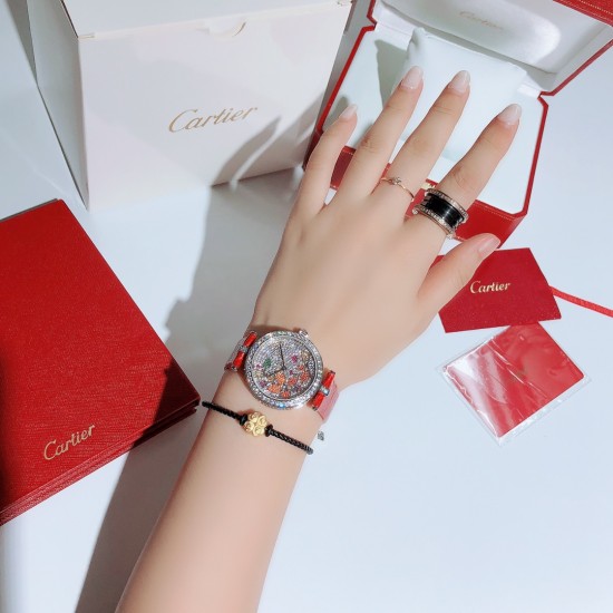 实拍 卡地亚-Cartier，狠货来袭，全真镶钻字面，瑞士石英机芯，加厚蓝宝石镜面[强]搭配美洲鳄鱼皮带[耶]尺寸35mm，超级漂亮、时尚不容错过！