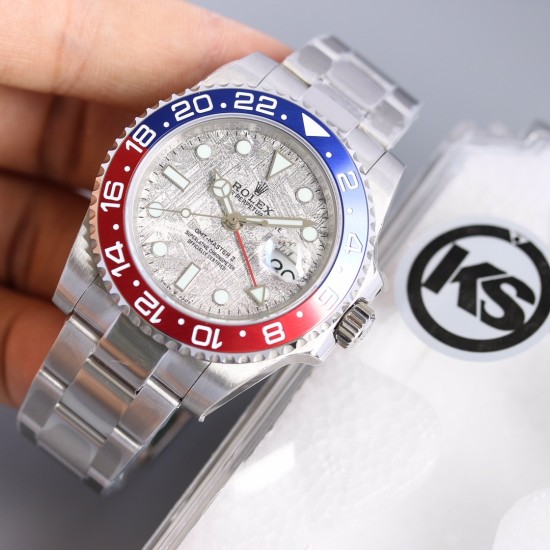 顶级做工KS出品:新款ROLEX劳力士格林尼治型ll系列m126719blro-0002腕表!【表镜】抗刮损蓝水晶玻璃,防反光凸透式放大日历窗【表壳】上链表冠,旋入式三扣锁三重防水系统【机芯】稳定复刻2836自动机械机芯、【表带】蚝式三节表链【尺寸】40x13mm,蓝宝石镜面,超强夜光,折叠扣,防水大于100米 顶级做工KS出品:新款ROLEX劳力士格林尼治型ll系列m126719blro-0002腕表!【表镜】抗刮损蓝水晶玻璃,防反光凸透式放大日历窗【表壳】上链表冠,旋入式三扣锁三重防水系统【机芯】稳定复刻2836自动机械机芯、【表带】蚝式三节表链【尺寸】40x13mm,蓝宝石镜面,超强夜光,折叠扣,防水大于100米