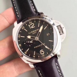 顶级 沛纳海 PAM531  GMT 两地时一款专门为旅行者 商务人士量身定做的腕表。机芯与正品一致，摆轮位与正品一致在7点位，GMT异地调时，蓝宝石玻璃，清晰简单明了的数字读数！