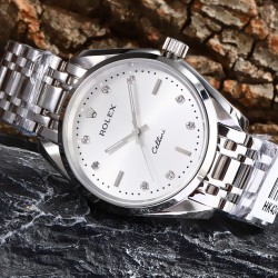 实物拍摄品牌：劳力士-ROLEX 类型：[酷]男士腕表表壳：316精钢（做工优质）表带：优质316精钢（两种可选）机芯：高级定制全自动机械机芯（走时稳定）玻璃：高级强化镀膜镜面尺寸：直径40mm，厚度12mm