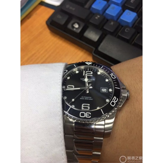 浪琴 LONGINES 康卡斯 【机芯】搭载全自动机械机芯，走时精准，性能优异！【表带】316L精钢表链