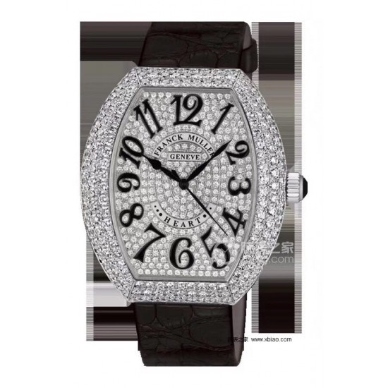 法兰克穆勒-FRANCK MULLER(FM),LADIESCOLLECTION系列,瑞士石英机芯,蓝宝石水晶玻璃,进口意大利牛皮制作仿真鳄鱼皮,光泽度饱满,316精钢镀14k金镶钻,尺寸34x39.5mm、厚度:8.5mm。 法兰克穆勒-FRANCK MULLER(FM),LADIESCOLLECTION系列,瑞士石英机芯,蓝宝石水晶玻璃,进口意大利牛皮制作仿真鳄鱼皮,光泽度饱满,316精钢镀14k金镶钻,尺寸34x39.5mm、厚度:8.5mm。