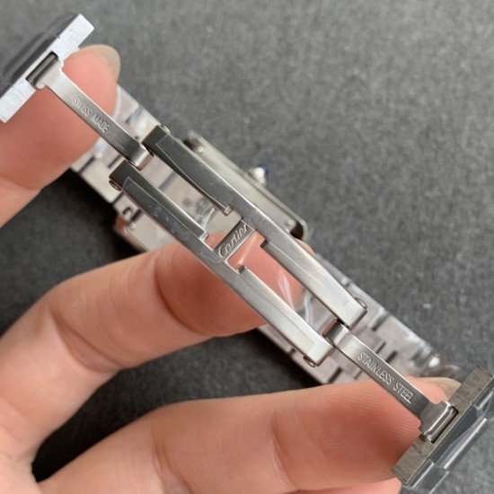 K11厂出品！升级V2版[强][强][强]顶级完美复刻的卡地亚TANK 坦克系列，[闪电]精钢版[闪电]有小号2431,中号2734,两个尺寸，顶级完美复刻，细节打磨，指针颜色，把头弧度，原厂鳄鱼皮带，底盖编码，均与正品一致！配贴码，一表一码！十种颜色表带！