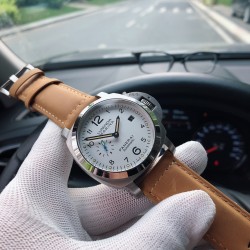 品牌：沛纳海- Panerai  型号：PAM 01499 类型：男士顶级机械腕表机芯:全自动机械机芯材质：316L精钢表壳（大尺寸够霸气）材料：进口矿物质镜面 进口小牛皮表带 霸气十足 魅力四射尺寸：直径48mm 厚15mm 新款上市，超强夜光，欢迎转载！三杰精致推荐男士机械休闲商务腕表 SJ为你精心打造超真实实物图拍摄 让你超真实实物图体验