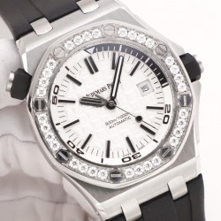 爱彼 Audemars Piguet    AP 皇家橡树离岸型 15710系列  X43 采用莫桑钻圈口 一表一码，二码合一，配送检验证书，联网可查询，国检机构  真正的物美价廉 搭配进口3120机械机芯  904L精钢表壳，进口橡胶表带，防眩光水晶蓝宝石玻璃镜面，尺寸：42mm 14mm[礼物][礼物]五星推荐，自留，送礼，首选