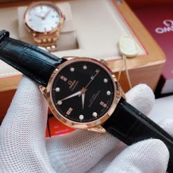 【品牌】：欧米茄 OMEGA O46（顶级品质 大气登场）【类型】：精品男士腕表（顶级）顶级【表带】：真牛皮表带（耐用）【机芯】：顶级机械机芯（稳定）【材料】：矿物质超强镜面（耐磨）精致品质 大方风范 卓越气质 睿智尊享【尺寸】：直径41mm厚12mm热卖上市！欢迎转载！三杰精致推荐男士机械腕表 SJ为你精心挑选超真实实物图拍摄
