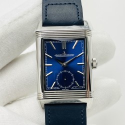 【AN Factory2021墙裂推荐】市场最高版本 积家Reverso Classic Large Duoface Small Second男款翻转系列！1⃣️直径49MMx29MM！2⃣️316L研发精密铸造而成！3⃣️精选854A/2手动上链机芯：双面双时区，正面数字刻度二针半显示，背面简洁大方表盘具有第二地时间显示功能，走时精准！4⃣️表壳线条细腻优雅，可随时变换风格，迎合各种场合，时刻与您相伴着！AN Factory匠心力作 欢迎您的品鉴！