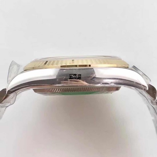 AR超强神作 ROLEX DATEJUST超级904L最强V2升级版日志型36系列腕表，表壳表带运用超级904L铸造而成，并行代购版DATEJUST，完美修正十年间所有副本的不足和缺陷，36mm表径，搭载3135机并搭配正品代购包装物料，重新定义最高品质的DATEJUST副本[拳头]            最强版A级副本DATEJUST【AR出品】