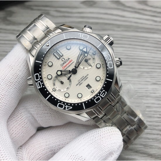 欧米茄 OMEGA R6 全新海系马列300m计时士男腕表 市面目前高最版本的计时腕表1:表壳拉身砂细腻洁白光亮斜边抛弧光度倒角与正一品致2: 搭载复刻米欧茄9900计机时芯,904精表钢壳44毫米 ,天进然口橡胶表带,3: 搭配饰以白色珐琅潜水刻度陶瓷表圈,让探索与众不同4:镜采面用进口蓝宝石,硬度高、抗刮损,效无果比通透5:表盘采用蓝(黑)色陶瓷打造而成饰以激光雕刻波浪图案 与镂空指针和白色珐琅潜水刻度相应成趣,诠释海洋魅力。 欧米茄 OMEGA R6 全新海系马列300m计时士男腕表 市面目前高最版本的计时腕表1:表壳拉身砂细腻洁白光亮斜边抛弧光度倒角与正一品致2: 搭载复刻米欧茄9900计机时芯,904精表钢壳44毫米 ,天进然口橡胶表带,3: 搭配饰以白色珐琅潜水刻度陶瓷表圈,让探索与众不同4:镜采面用进口蓝宝石,硬度高、抗刮损,效无果比通透5:表盘采用蓝(黑)色陶瓷打造而成饰以激光雕刻波浪图案 与镂空指针和白色珐琅潜水刻度相应成趣,诠释海洋魅力。