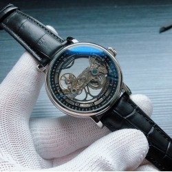 浪琴 Longines B21 精品男士腕表，劲爆镂空设计，技艺精湛，独具匠心，尊贵大气，绅士风范。采用全自动机械机芯，顶级316精钢表壳，进口小牛皮表带，矿物质超强镜面，尺寸43*13 三杰精致推荐男士机械腕表 SJ为你精心挑选超真实实物图拍摄