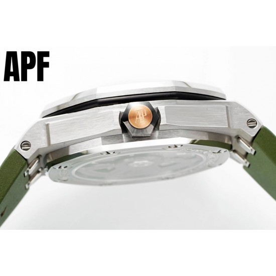 新配色到货 APF厂新款亮相专注 AP 爱彼 潜水表15720腕表 【购入原装拆机复刻】所有细节都同步原装 秒杀市面上同系列 1.搭载4308机芯同步原装7点位置摆轮,2.原装陶瓷旋入式表冠,10点位置表冠内部齿轮同步原装齿轮数量121个,完成原装调节手感一致效果。3.表带原装氟橡胶可替换式橡胶。4.表扣可替换原装可开口快拆。5.日历颜色同步原装配对字面颜色。6.全表字面内圈夜光采用瑞士C3夜光粉,在紫光灯下可以匹对原装发光效果达到乱真工艺。7.表盘工艺原装一样双层夹层日历窗口搭配蓝宝石微型放大镜。 新配色到货 APF厂新款亮相专注 AP 爱彼 潜水表15720腕表 【购入原装拆机复刻】所有细节都同步原装 秒杀市面上同系列 1.搭载4308机芯同步原装7点位置摆轮,2.原装陶瓷旋入式表冠,10点位置表冠内部齿轮同步原装齿轮数量121个,完成原装调节手感一致效果。3.表带原装氟橡胶可替换式橡胶。4.表扣可替换原装可开口快拆。5.日历颜色同步原装配对字面颜色。6.全表字面内圈夜光采用瑞士C3夜光粉,在紫光灯下可以匹对原装发光效果达到乱真工艺。7.表盘工艺原装一样双层夹层日历窗口搭配蓝宝石微型放大镜。