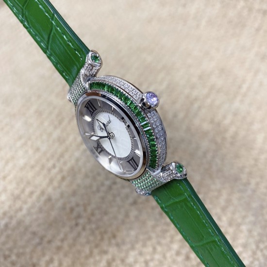 ★实拍 萧邦 CHOPARD IMPERIALE 系列腕表。独特风格带您走进一个新阶段并且成功塑造了崇尚自我表达和与众不同的生活化概念,316精钢材质,此表款全手工镶嵌施华洛世奇水晶钻,成为了美式奢侈生活风格的代表!进口石英机芯以及精细做工,佩戴贴手舒适,设计风格简约明朗。充满奢华璀璨的气息,光彩夺人、让你瞬间提升华丽的气质 ! ★实拍 萧邦 CHOPARD IMPERIALE 系列腕表。独特风格带您走进一个新阶段并且成功塑造了崇尚自我表达和与众不同的生活化概念,316精钢材质,此表款全手工镶嵌施华洛世奇水晶钻,成为了美式奢侈生活风格的代表!进口石英机芯以及精细做工,佩戴贴手舒适,设计风格简约明朗。充满奢华璀璨的气息,光彩夺人、让你瞬间提升华丽的气质 !