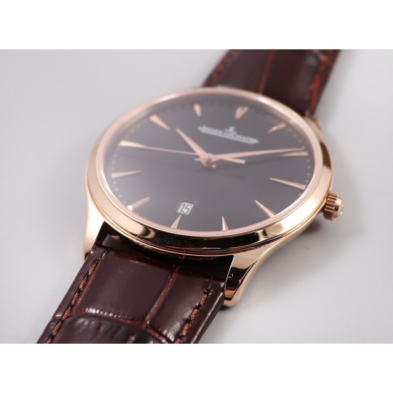 TW出品 积家超薄大师Q1288420系列腕表尺寸: 40mm x 8.0mm 316L精钢 蓝宝石镜面 牛皮表带 折叠扣 防水30米。机芯: 日本9015机芯改Cal.896机芯。TW工厂耗时长达十八个月 积家大师系列 终于出货 原版正品开模 TW不求速度力求把握好每一个细节 阴阳子母指针完全吻合原版设计(一半拉沙一半抛光) 圈口 中壳 底盖三件套同步原装版型 还原正品气质 字面金属放射纹路质感十足 蓝宝石玻璃通透叫板正品 TW出品必属精品,因为用心,所以专业(实力拍,实拍无P图) TW出品 积家超薄大师Q1288420系列腕表尺寸: 40mm x 8.0mm 316L精钢 蓝宝石镜面 牛皮表带 折叠扣 防水30米。机芯: 日本9015机芯改Cal.896机芯。TW工厂耗时长达十八个月 积家大师系列 终于出货 原版正品开模 TW不求速度力求把握好每一个细节 阴阳子母指针完全吻合原版设计(一半拉沙一半抛光) 圈口 中壳 底盖三件套同步原装版型 还原正品气质 字面金属放射纹路质感十足 蓝宝石玻璃通透叫板正品 TW出品必属精品,因为用心,所以专业(实力拍,实拍无P图)
