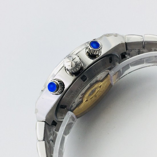 8F Factory新力作 V2升级版 江诗 丹顿Vacheron Constantin腕表 Overseas系列 纵横四海腕表!1⃣️直径41毫米!2⃣️蓝宝石玻璃水晶表镜表背!3⃣️7750改5200自动上链机械,摆频28800次/小时!4⃣️精钢表扣!5⃣️全新的可更换表带系统!新 Overseas 只需要拨动表带和表耳之间的一个小划杆就可以拆换表带,每一枚都可选钢带、皮带 ,真正做到1:1复刻!8F Factory匠心之作 欢迎您的品鉴! 8F Factory新力作 V2升级版 江诗 丹顿Vacheron Constantin腕表 Overseas系列 纵横四海腕表!1⃣️直径41毫米!2⃣️蓝宝石玻璃水晶表镜表背!3⃣️7750改5200自动上链机械,摆频28800次/小时!4⃣️精钢表扣!5⃣️全新的可更换表带系统!新 Overseas 只需要拨动表带和表耳之间的一个小划杆就可以拆换表带,每一枚都可选钢带、皮带 ,真正做到1:1复刻!8F Factory匠心之作 欢迎您的品鉴!