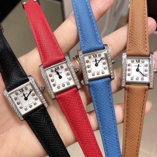 实拍卡地亚-CARTIER2020最新卡地亚法国坦克Cartier Tank Franaise系列,一款百搭性价比又高的手表 搭配全新专柜欧版风格定制的原厂表带,进口瑞士石英机芯。八角形表冠,镶嵌一颗凸圆形合成尖晶石,剑形蓝钢指针,蓝宝石水晶镜面,采用与原装一致的实心内罩,尺寸:25 x 20mm。佩戴舒适柔软服帖,上手显得高贵又典雅,很气质很女人独家货源 实拍卡地亚-CARTIER2020最新卡地亚法国坦克Cartier Tank Franaise系列,一款百搭性价比又高的手表 搭配全新专柜欧版风格定制的原厂表带,进口瑞士石英机芯。八角形表冠,镶嵌一颗凸圆形合成尖晶石,剑形蓝钢指针,蓝宝石水晶镜面,采用与原装一致的实心内罩,尺寸:25 x 20mm。佩戴舒适柔软服帖,上手显得高贵又典雅,很气质很女人独家货源
