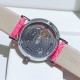 实拍 劳力士2020新品女性腕表 高级腕表ROLEX,一见倾心。劳力士切利尼女款奢华版惊艳上市,表面镶嵌12颗施洛华世奇彩钻,蕴意生命多姿多彩。表盘32尺寸,适配所有女神的手腕。手表搭载进口9015机芯,厚度仅为8毫米,足够薄,让您佩戴更舒适! 实拍 劳力士2020新品女性腕表 高级腕表ROLEX,一见倾心。劳力士切利尼女款奢华版惊艳上市,表面镶嵌12颗施洛华世奇彩钻,蕴意生命多姿多彩。表盘32尺寸,适配所有女神的手腕。手表搭载进口9015机芯,厚度仅为8毫米,足够薄,让您佩戴更舒适!