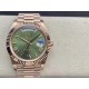 ROLEX 劳力士 星期日志型40mm终极版 搭载原版3255自动机械机芯228239系列腕表,40mm直径,研发耗时16个月!原版1比1开模。重点升级了以下几个要点:1.表壳直径与最新版3255型系列一致40毫米。2.表带头粒与原装一致,5件拼装,难度非常高,表带与表壳交错型无缝连结。3.把头皇冠处下方修改为与原版一致的两个圆点。4.表扣与原版一致里面加装了弹簧,字体大小工艺和原装一致。5.表壳侧面与原版一致增加二维码防伪。6.表壳与表带连接处的壳身刻有与原版一致的型号数字228239。 ROLEX 劳力士 星期日志型40mm终极版 搭载原版3255自动机械机芯228239系列腕表,40mm直径,研发耗时16个月!原版1比1开模。重点升级了以下几个要点:1.表壳直径与最新版3255型系列一致40毫米。2.表带头粒与原装一致,5件拼装,难度非常高,表带与表壳交错型无缝连结。3.把头皇冠处下方修改为与原版一致的两个圆点。4.表扣与原版一致里面加装了弹簧,字体大小工艺和原装一致。5.表壳侧面与原版一致增加二维码防伪。6.表壳与表带连接处的壳身刻有与原版一致的型号数字228239。