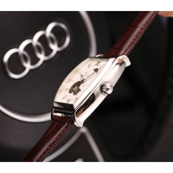 实物拍摄品牌：江诗丹顿 -Vacheron Constantin 酒桶型类型：[酷]男士腕表表壳：316精钢（做工优质）表带：进口小牛皮/316精钢（两种可选）机芯：高级定制全自动机械机芯（走时稳定）玻璃：高级强化镀膜镜面尺寸：直径41.5*43mm，厚度13mm