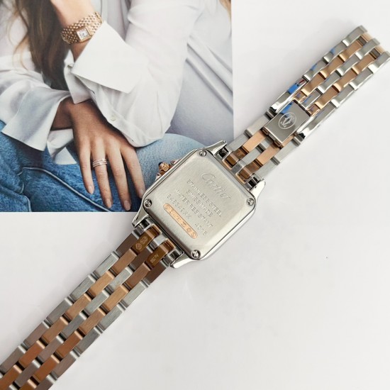 Panthre de Cartier / double chain Width 22mm.Length 30mm. Chain length 44cm卡地亚猎豹系列腕表/双圈表链宽度22mm 长度30mm 链条长度44cm瑞士进口石英机芯,316L精钢表壳表链。蓝晶石表冠,蓝宝石镜面,淬火钢蓝指针,双圈环绕链条,便捷珠宝扣。 Panthre de Cartier / double chain Width 22mm.Length 30mm. Chain length 44cm卡地亚猎豹系列腕表/双圈表链宽度22mm 长度30mm 链条长度44cm瑞士进口石英机芯,316L精钢表壳表链。蓝晶石表冠,蓝宝石镜面,淬火钢蓝指针,双圈环绕链条,便捷珠宝扣。