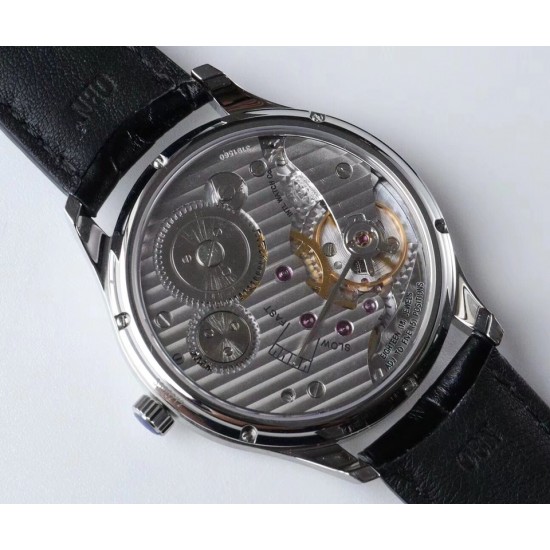 IWC 万国(葡萄牙系列)V3版 IW545408型腕表,简称“琼斯之剑”。正品开模,干练整洁,专为男士打造的腕表。锅盖蓝宝石玻璃,手动上弦的滴答声,背透镶嵌的红宝石,来回摆动的游丝走线,纯粹的机械之美,都让每个狂热的机械爱好者深深着迷!表盘尺寸:44毫米X10机芯类型:手动机㭜系列型号:98295动力储存:46小时表镜材质:兰宝石玻璃表带材质:意大利小牛皮表扣类型:针扣后盖表底:透底功能风格:6位小秒针,纯粹机械之美! IWC 万国(葡萄牙系列)V3版 IW545408型腕表,简称“琼斯之剑”。正品开模,干练整洁,专为男士打造的腕表。锅盖蓝宝石玻璃,手动上弦的滴答声,背透镶嵌的红宝石,来回摆动的游丝走线,纯粹的机械之美,都让每个狂热的机械爱好者深深着迷!表盘尺寸:44毫米X10机芯类型:手动机㭜系列型号:98295动力储存:46小时表镜材质:兰宝石玻璃表带材质:意大利小牛皮表扣类型:针扣后盖表底:透底功能风格:6位小秒针,纯粹机械之美!