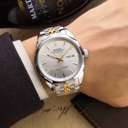 『臻品推荐』新品发布[玫瑰] 劳力士-ROLEX独家首发-----❤不忘初心 追求品质 精准细致机芯:顶级精准稳定8215全自动机械表壳:顶级版316L精钢表扣:钢带按扣、皮带针扣玻璃:高硬度矿物质水晶玻璃直径:原装尺寸42mm11mm[色]完美呈现 品质上乘，手感独特，送礼自戴首选[鼓掌]〔----用心，所以更完美 〕