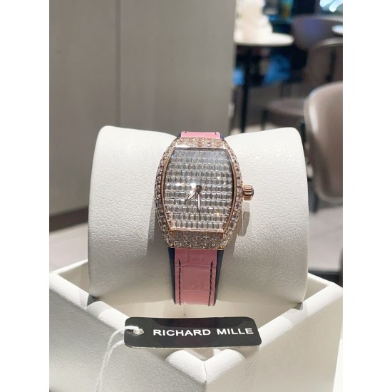 法兰克穆勒 V32 ABF 法穆兰 女装游艇新款 32mm 完美尺寸 搭配瑞士原装机芯 品质保证