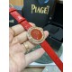 伯爵“时来运转”顶级奢侈品入门款四月季新配色 “红色玛瑙”表面 骄阳年华第一眼看到它的时候我一眼就中,首先是外观设计足够百搭,旋转式表圈可自由转动,外层一圈可来回转动 很有寓意、一起“转动,遇见非凡”。百搭中号34尺寸!上手很秀气,宝蓝色鳄鱼皮可轻松拆卸 看上去就高端,机芯采用瑞士进口石英机芯,螺旋式表圈316L精钢打磨抛光 表面光亮如镜、表盘内圈钻石刻度 11颗⭕️圆形美钻、外圈42颗圆形美钻 伯爵“时来运转”顶级奢侈品入门款四月季新配色 “红色玛瑙”表面 骄阳年华第一眼看到它的时候我一眼就中,首先是外观设计足够百搭,旋转式表圈可自由转动,外层一圈可来回转动 很有寓意、一起“转动,遇见非凡”。百搭中号34尺寸!上手很秀气,宝蓝色鳄鱼皮可轻松拆卸 看上去就高端,机芯采用瑞士进口石英机芯,螺旋式表圈316L精钢打磨抛光 表面光亮如镜、表盘内圈钻石刻度 11颗⭕️圆形美钻、外圈42颗圆形美钻