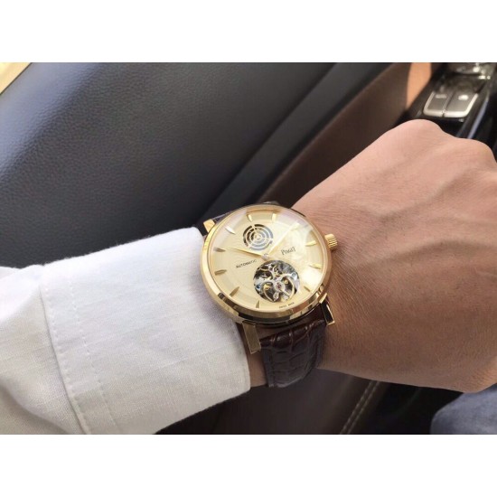 【品牌】伯爵 PIAGET 【类型】精致款男士腕表【表带】采用真牛皮表带【机芯】超顶级机械机芯【材料】矿物质超强镜面【尺寸】直径42mm 厚13mm! 【品牌】伯爵 PIAGET 【类型】精致款男士腕表【表带】采用真牛皮表带【机芯】超顶级机械机芯【材料】矿物质超强镜面【尺寸】直径42mm 厚13mm!